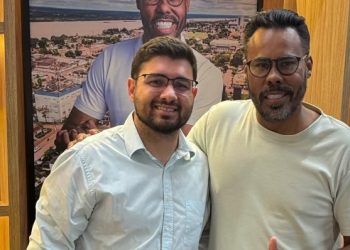 Dr. Santana cobra ações para fortalecer a educação em 2026