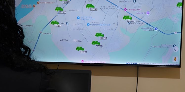 Monitoramento 24h e uso de GPS garantem execução das rotas de coleta em Porto Velho