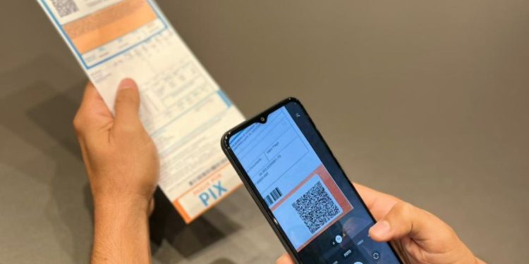 PIX já supera boletos e vira principal forma de pagamento da conta de luz em Rondônia