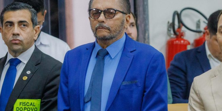 Dr. Macário solicita implantação de faixa de pedestres na Avenida Calama