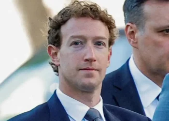 Zuckerberg nega criar redes para viciar jovens durante julgamento histórico