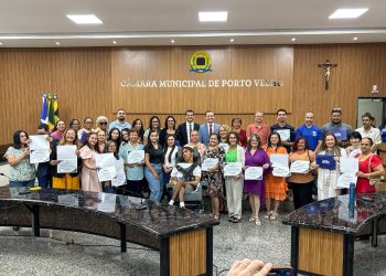 VEREADOR PASTOR BRUNO LUCIANO HOMENAGEIA APAE PORTO VELHO COM ENTREGA DE MOÇÃO DE APLAUSO