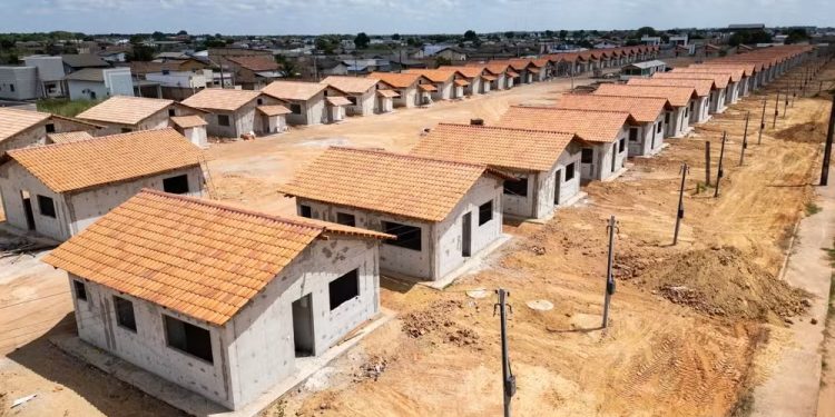 FGTS amplia renda e teto do Minha Casa, Minha Vida