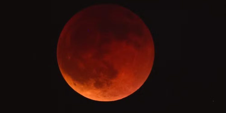 ‘Lua de Sangue’ poderá ser vista em Rondônia na madrugada desta terça-feira