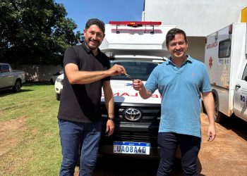 Márcio Pacele entrega ambulância para Vista Alegre do Abunã e reforça estrutura da saúde no distrito