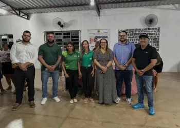 Ellis Regina ouve moradores do Residencial Cristal da Calama e estuda destinação de emendas para 2026