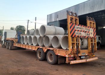 Através de emenda de Márcio Pacele, manilhas chegam ao distrito de Extrema para recuperar pontos críticos