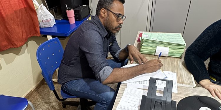 Dr. Santana intensifica fiscalização em distritos da BR-364 e acompanha situação de escolas e unidades de saúde