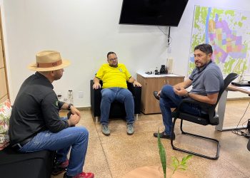 Vereador Márcio Pacele leva demandas do bairro Três Marias à Seinfra e reforça busca por melhorias na infraestrutura