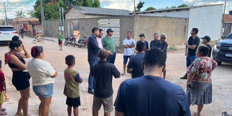 Vereador Márcio Pacele reforça investimento em drenagem e acompanha demandas no bairro Rosalina de Carvalho