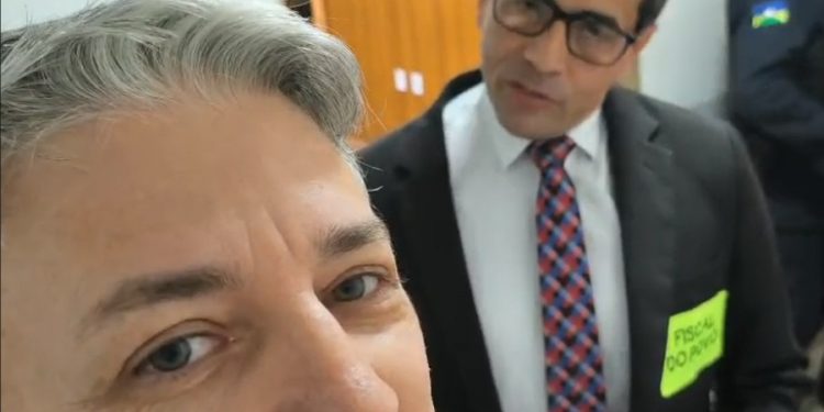 Vereador se envolve em confusão na Câmara e caso vai parar na Polícia Militar