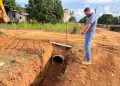 Márcio Pacele acompanha instalação de manilhas em Nova Califórnia e reforça investimentos nos distritos